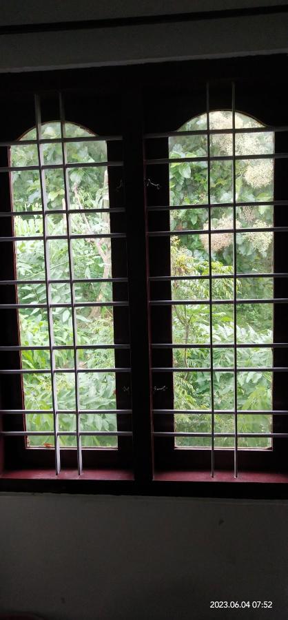 Floral Homestay เทกคาดี ภายนอก รูปภาพ