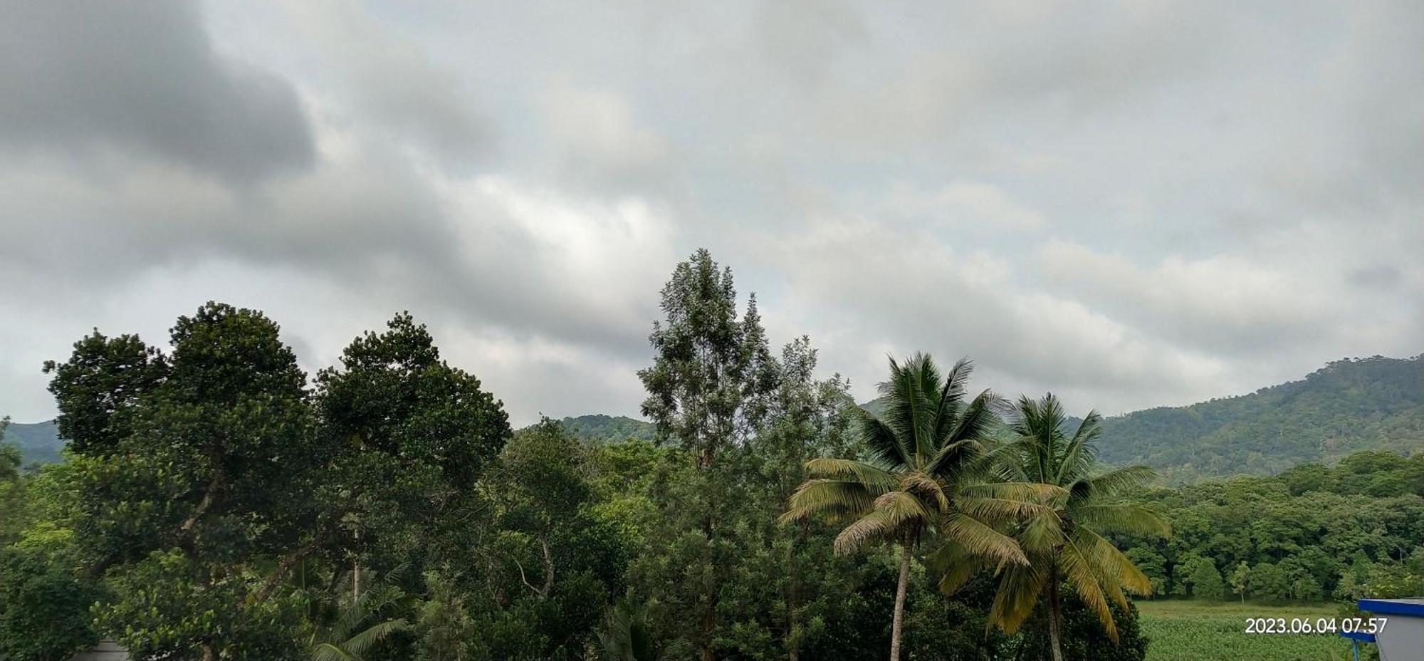 Floral Homestay เทกคาดี ภายนอก รูปภาพ