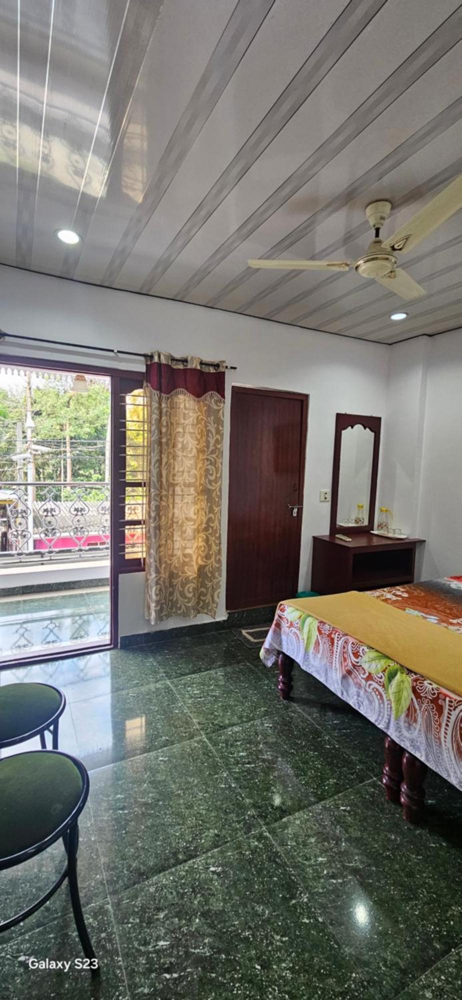 Floral Homestay เทกคาดี ภายนอก รูปภาพ